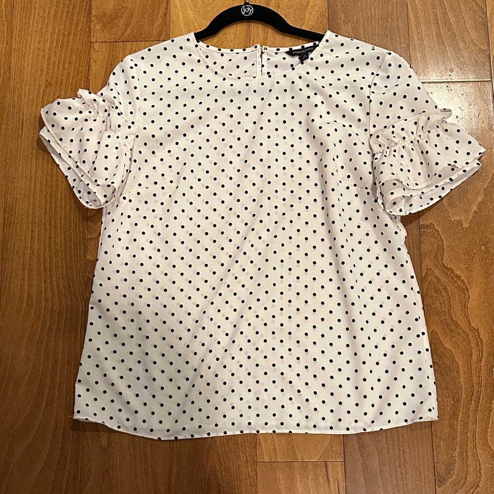 Banana Republic Black and Ivory Polka Dot Blouse Ruffle‎ Sleeve